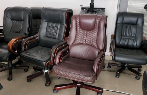 Ở đâu thu mua bàn ghế cũ tại tphcm ?